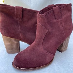 Splendid Lakota Cranberry suede ankle boots. Super comfy!!! My favorite brand!
